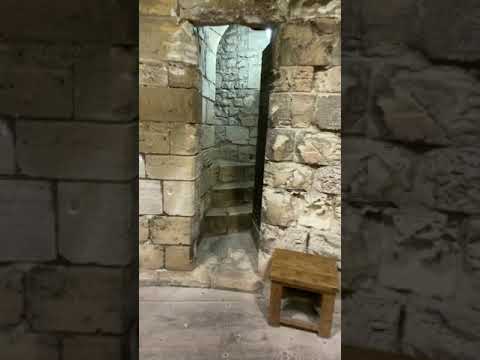 1000 year old castle toilet !!