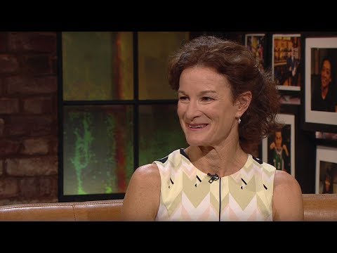 Jimmy Magee and the imaginary award for Kelly Holmes! | The Late Late Show | RTÉ One