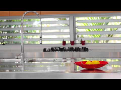 SOLD - 40 Golf Road, Epsom - Cindy Yu and Bobby McMillan