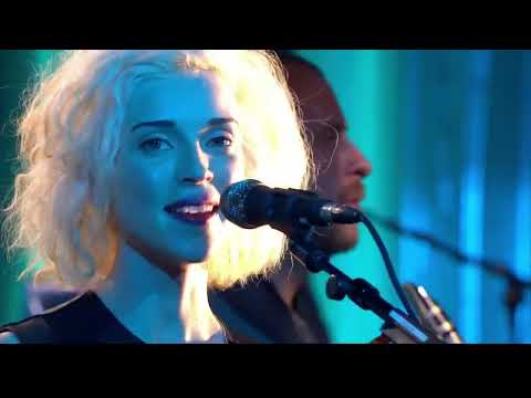 David Byrne ( Talking Heads ) & Annie Clark ( St Vincent ) - STRANGE OVERTONES