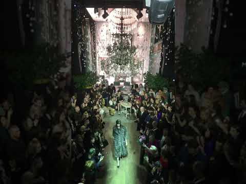 Модный меховой показ Julia Dilua, октябрь 2018