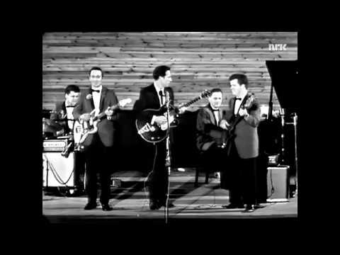 Chet Atkins - The Peanut Vendor (Live - 1964)