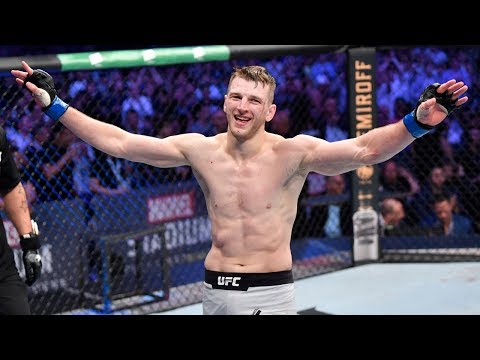 UFC 243: Entrevista no octógono com Dan Hooker