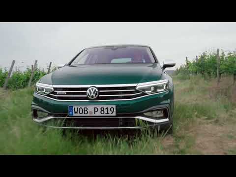 2019 Volkswagen Passat Alltrack Driving Video