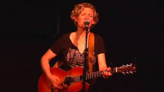 From The Stage: Catie Curtis - &quot;People Look Around&quot;