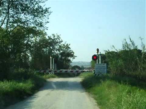 Passaggio a livello Morrovalle, 1