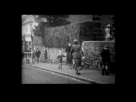 The surgeon family home movie archive - First day at school 8mm cine B/W (Silent)