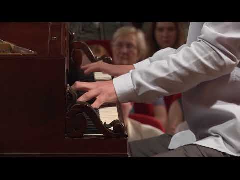 Tomasz Ritter – F. Chopin, Etude in E minor, Op. 25 No. 5 (First stage)