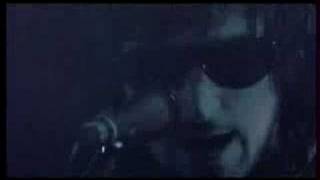 Kasabian - Cutt Off (Live at Évry, 10.01.2005)