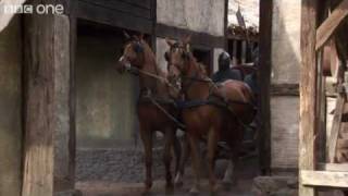 Rufus observe les hors-la-loi en action