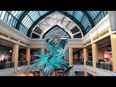 Passeio a pé pelo Shopping Lisboa Portugal Colombo