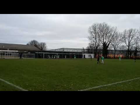 FC13 scoort uit hoekschop (1-2)