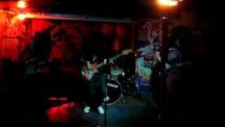 Bo ningen - Gas Mask Rabbit