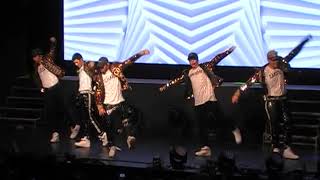 CNCO Tour Amsterdam, Estoy Enamorada Ti