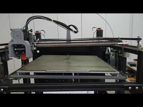 SecKit SK-Go2 with Triple-Z doing auto bed tramming