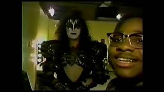 KISS - Paul Stanley &amp; Gene Simmons on After Hours in makeup for Rise To It video - 1989