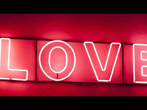 .Lumugar ka! Kung ayaw mo masaktan. Haha Tambayan Nyo Ako.