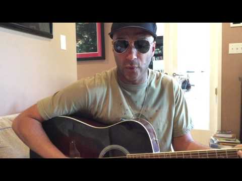 Tom Morello sings 