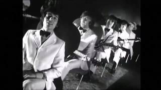 #HOLLIES   Listen to me 1968 hit