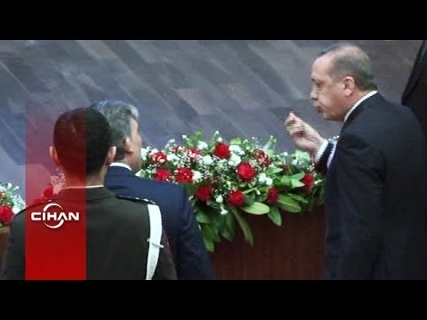 Feyzioğlu'na kızan Başbakan Erdoğan salonu terketti