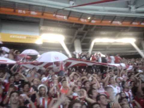 "La Web Oficial de La Hinchada Pincharrata" Barra: Los Leales • Club: Estudiantes de La Plata • País: Argentina