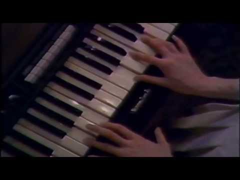 The Wake - Talk About The Past (Stereo)