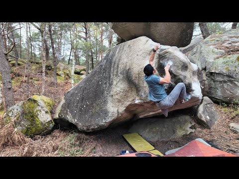 Fontainebleau Bouldering: Ah, Plus Facile! (7a+)