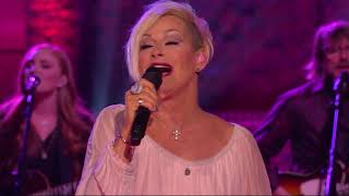 Lorrie Morgan Performs "I Didn't Know My Own Strength" | Huckabee
