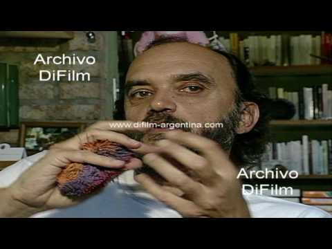 Interview with Roberto Fontanarrosa in Rosario (Part 1 of 2) - 1994