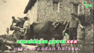 Music video thumbnail preview for Kalera noa ihesi (OSKORRI) by Oskorri