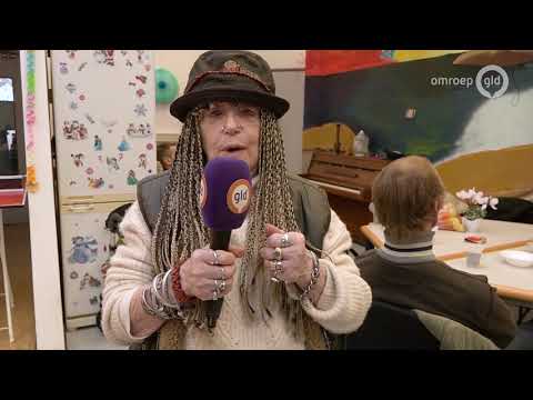 Daklozen moeder Tonnie zoekt kleding voor haar jongens - Gelderland Helpt