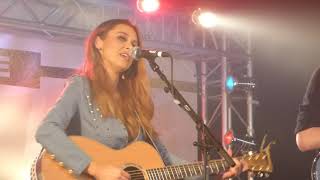 Una Healy - Stay My Love (HD) - Town Square, O2 Arena - 10.03.18