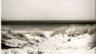 Avia - Miles golden sand