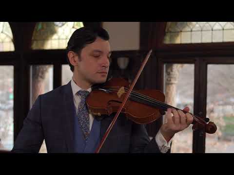 Extraordinary Entertainment: Charlie Roman - Authentic 1920s-40s Jazz Guitarist & Bandleader