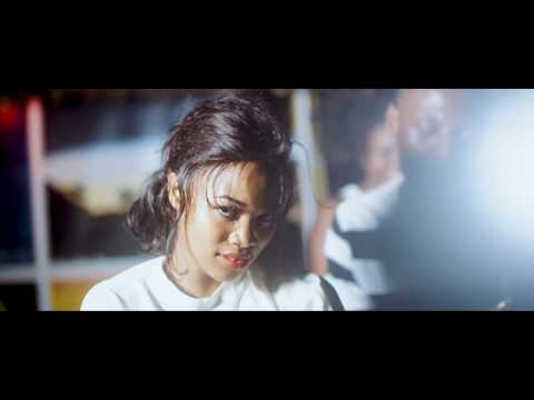 Ibra Chanzo Ft Mr.Blue - Waguse (Official Music Video)