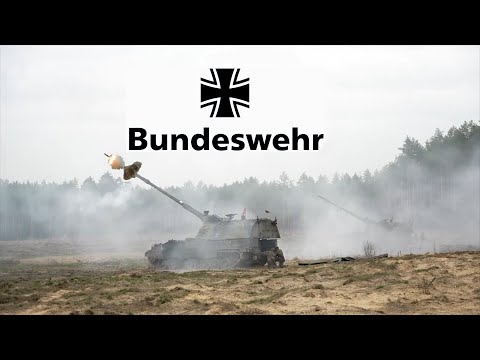 German PzH 2000 155mm Self-Propelled Howitzer