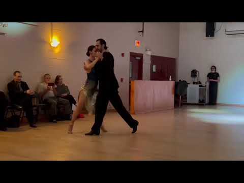 Esta Noche de Luna Improvisation by GD Tango