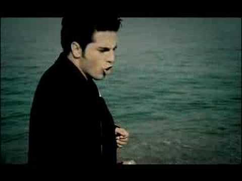 Bustamante "Devuélveme El Aire"