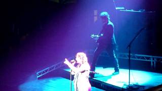 Kelly Clarkson - Lies - Wembley 19.2.10