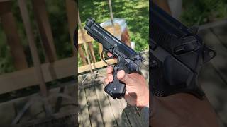 Download lagu This Umarex Beretta Air Pistol Is INSANE! mp3