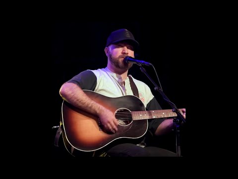 Alex2e - Bring Out the Ghost (Clip) // CT Songwriters Collective