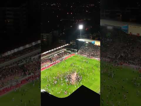 Proficiat SV Zulte Waregem, kampioen! 🏆#essevee #kampioenen #elindusarena #drone