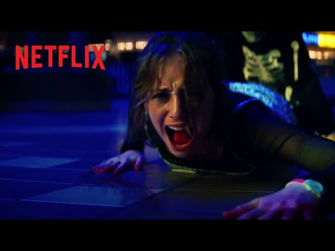 《恐懼大街》| 5 分鐘開場戲搶先看 | Netflix thumnail