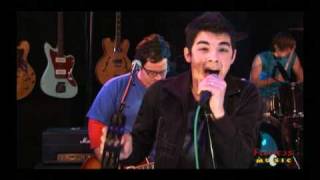 Jonas Brothers - Mandy - Live on Fearless Music