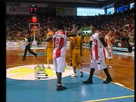 peppe poeta e kristaps janicenoks a teramo nell'anno della salvezza