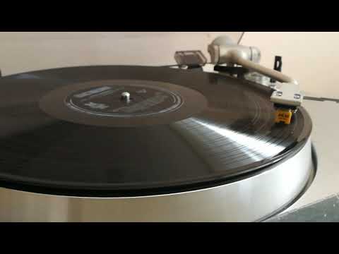 Mihai Eminescu - Ce te legeni (recita Gheorghe Cozorici)