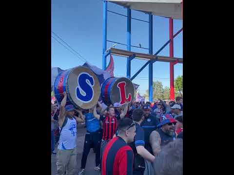 "Te quiero así, que hinchada fina… | San Lorenzo de Almagro " Barra: La Gloriosa Butteler • Club: San Lorenzo • País: Argentina