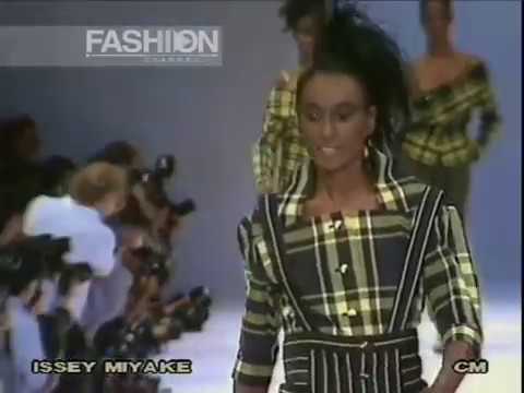 "Issey Miyake" Spring Summer 1990 Paris pret a porter women by Canale Moda