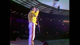 Queen - Another One Bites The Dust (Live at Wembley 11.07.1986)