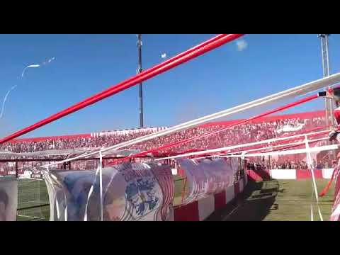 "La Hinchada de Los Andes contra Chacarita" Barra: La Banda Descontrolada • Club: Los Andes